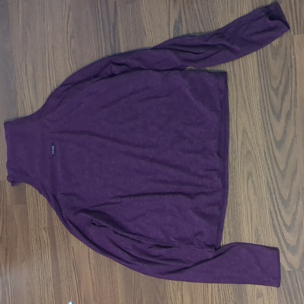 Super soft Oiselle turtleneck